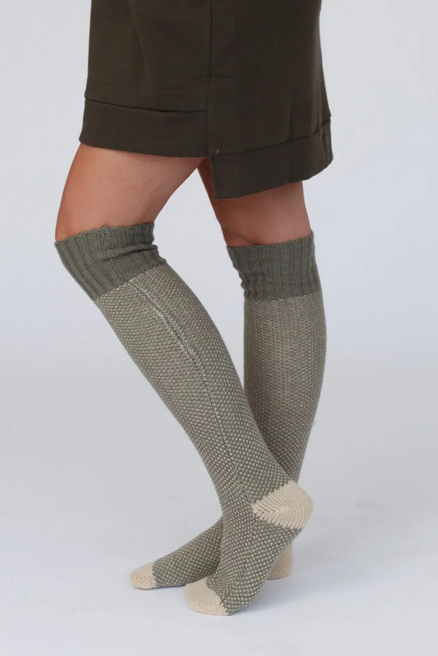 Cozy Cabin Lounge Socks - Mint